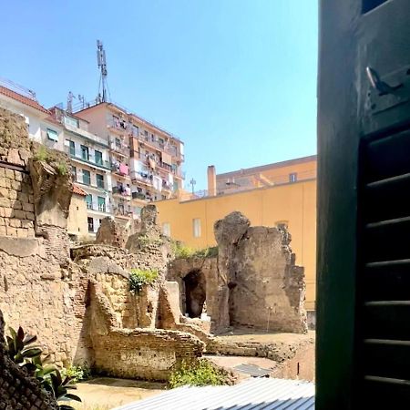 Bobbò House IV Suite, a windows on the monuments Nápoles Exterior foto